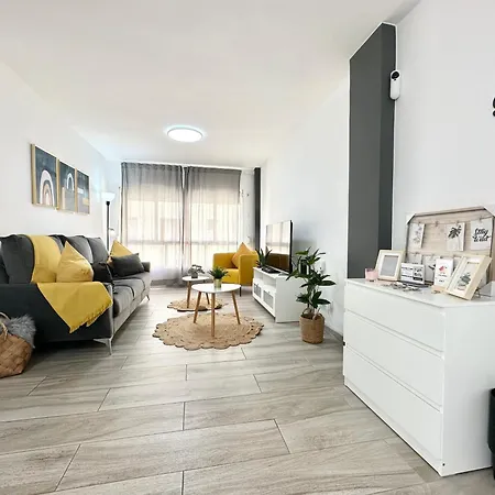 Mango Sorbet Super Central, 3 Desks, High Speed Internet, 3 Bedrooms And 2 Bathrooms Διαμέρισμα Κοραλέχο