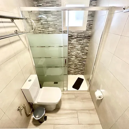 Mango Sorbet Super Central, 3 Desks, High Speed Internet, 3 Bedrooms And 2 Bathrooms 아파트 코라레호