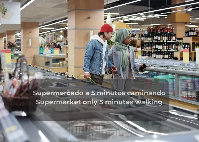 Mango Sorbet Súper Central, 3 Desks, High Speed Internet, 3 Bedrooms&2 Bathrooms *